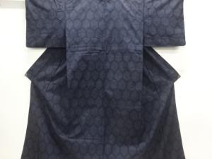 亀甲模様織り出し本真綿結城紬着物